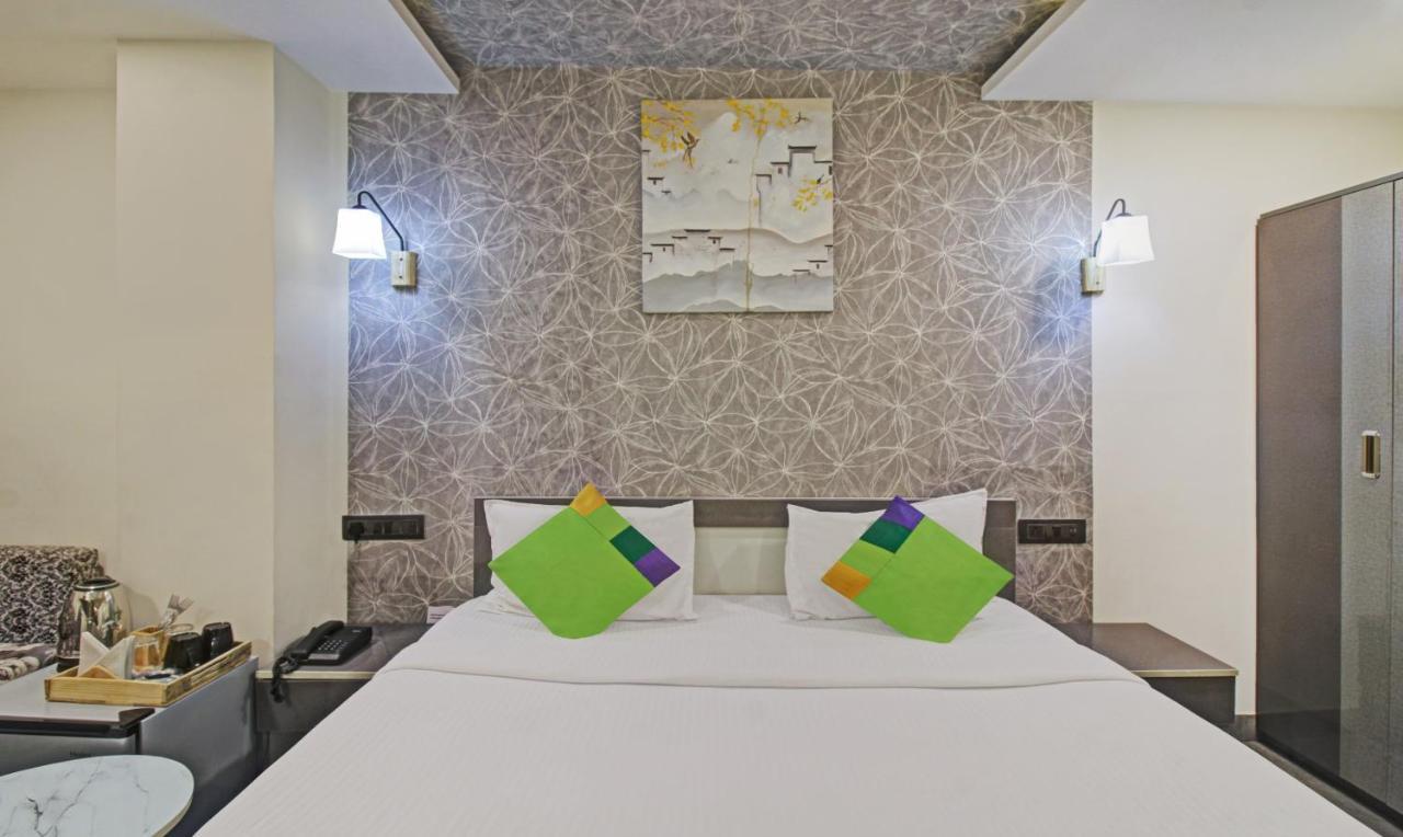 Hotel Treebo The Boss Rāipur Exterior foto